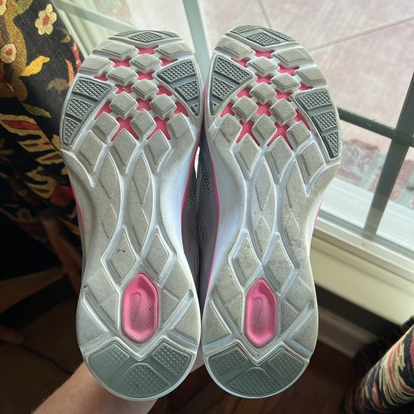 Nike training "in season 5" gray & pink sneakers Size 9 - Picture 9 of 9
